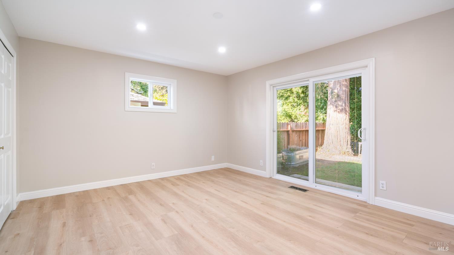 Detail Gallery Image 17 of 21 For 3347 Hermit Way, Santa Rosa,  CA 95405 - 3 Beds | 2 Baths