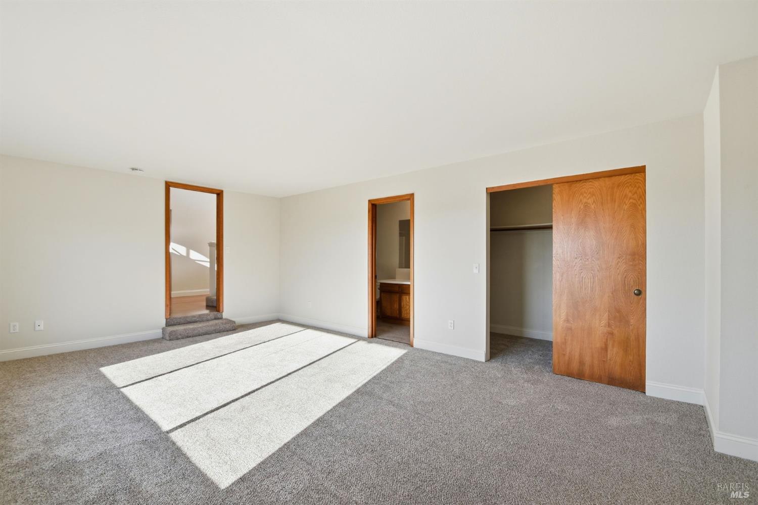 Detail Gallery Image 22 of 36 For 5827 La Cuesta Dr, Santa Rosa,  CA 95409 - 4 Beds | 3 Baths