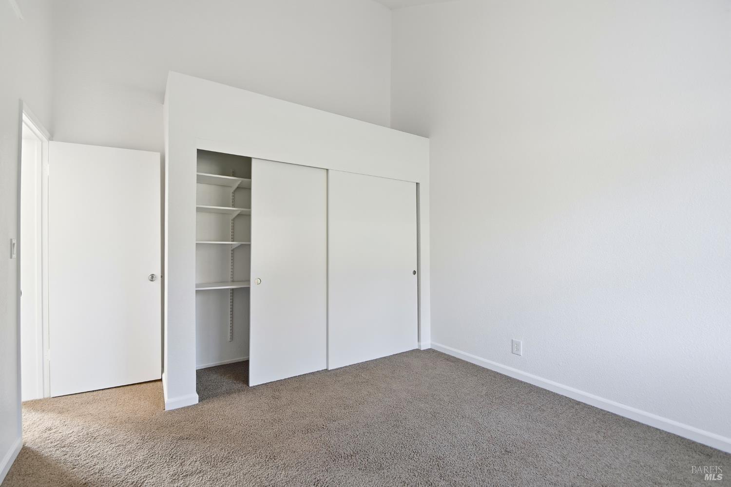 Detail Gallery Image 12 of 17 For 23 Pine Tree Cir, Cotati,  CA 94931 - 2 Beds | 1/1 Baths