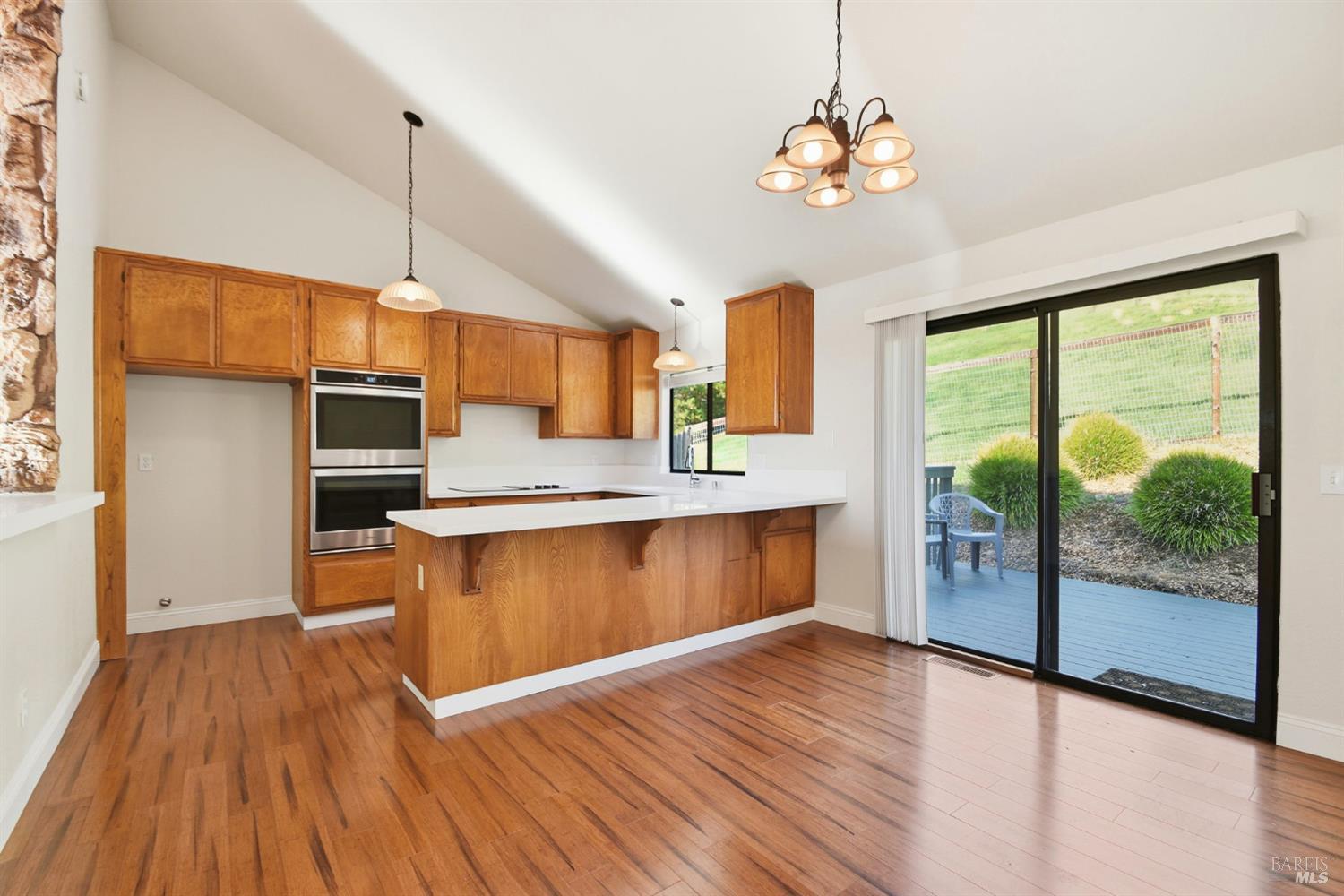 Detail Gallery Image 12 of 36 For 5827 La Cuesta Dr, Santa Rosa,  CA 95409 - 4 Beds | 3 Baths