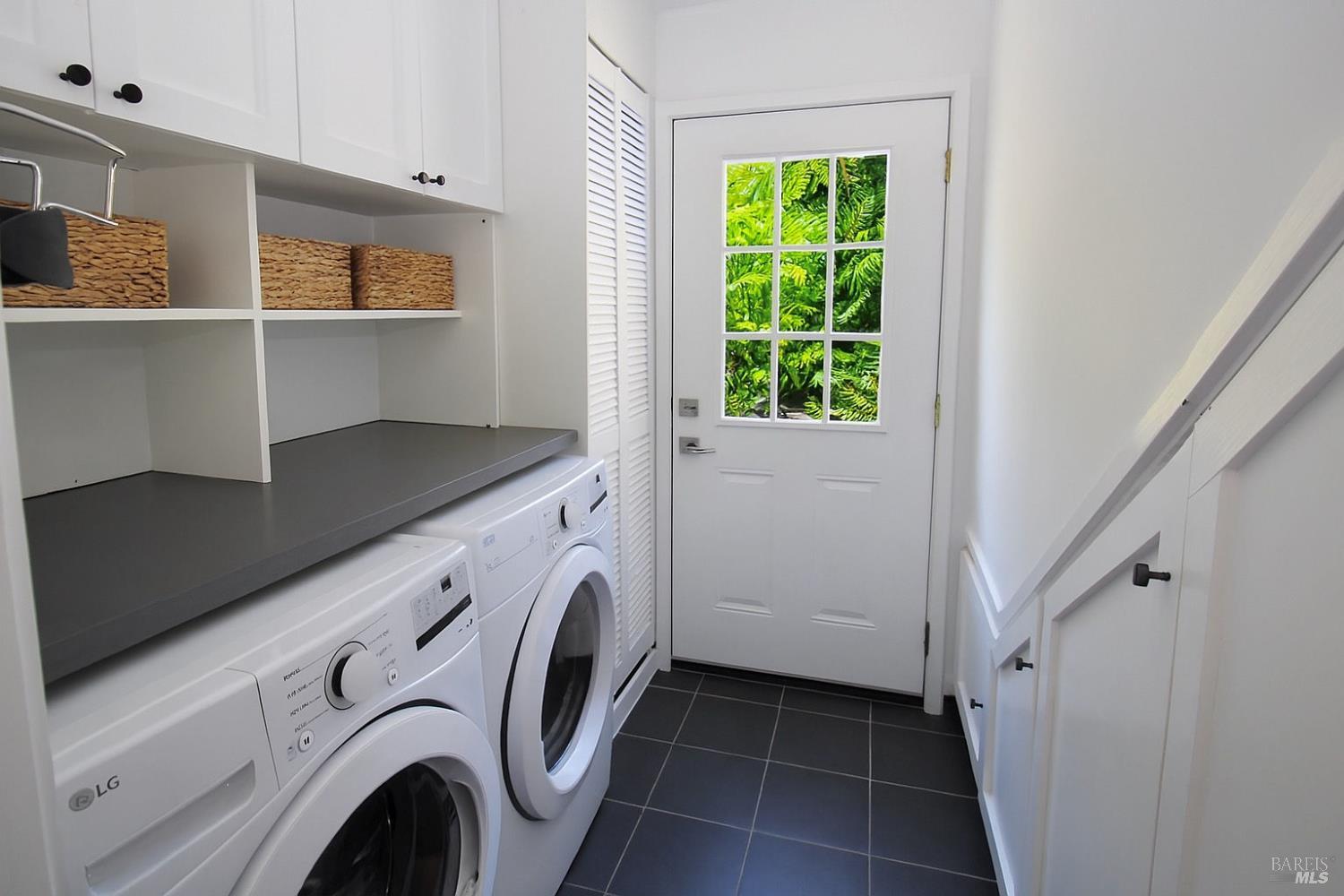 Detail Gallery Image 24 of 24 For 19 Bayview Ter, Mill Valley,  CA 94941 - 5 Beds | 3/1 Baths