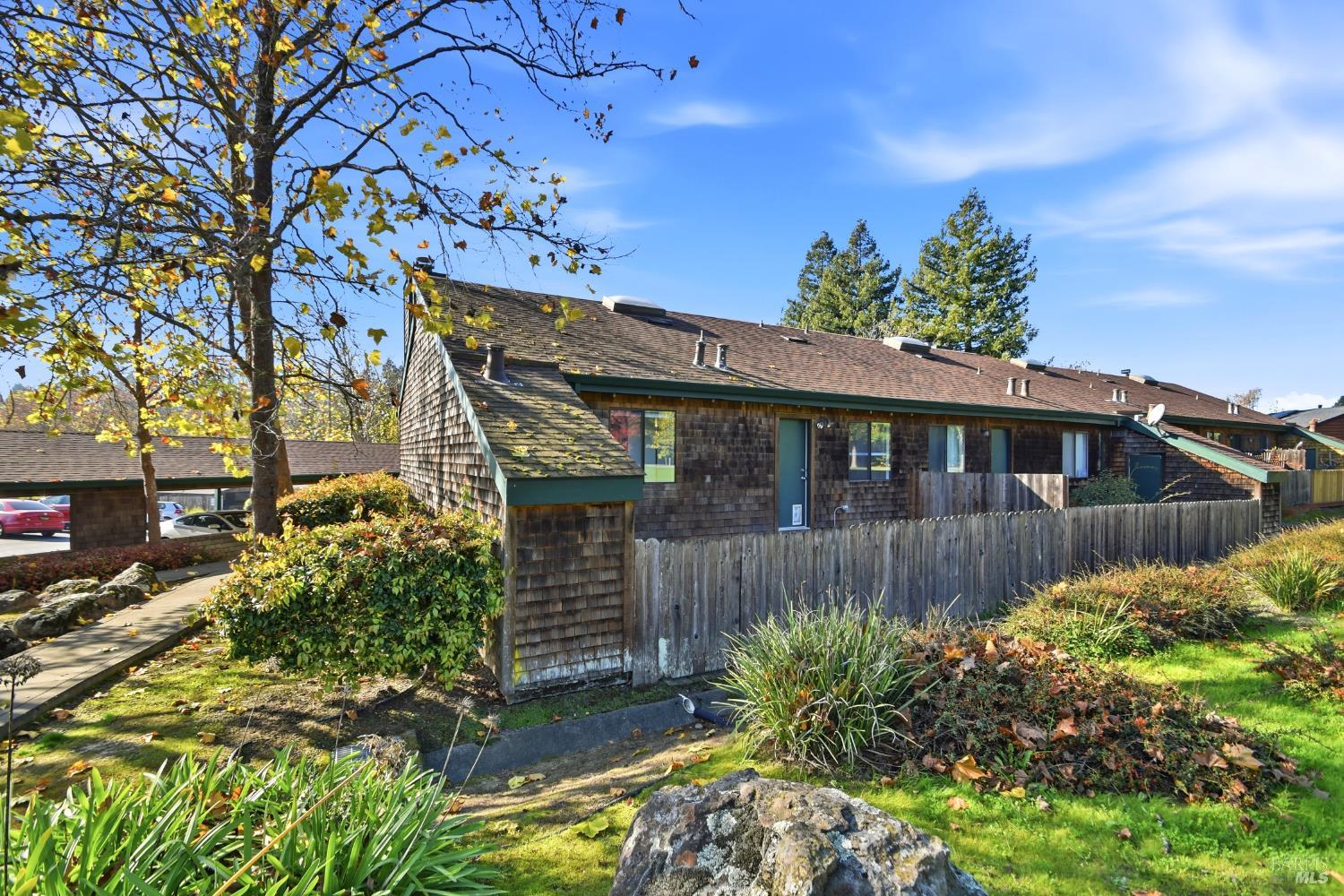 Detail Gallery Image 17 of 17 For 23 Pine Tree Cir, Cotati,  CA 94931 - 2 Beds | 1/1 Baths