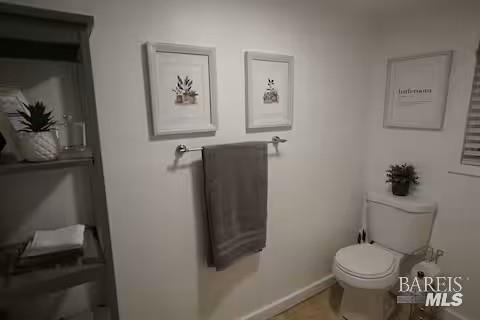 Detail Gallery Image 11 of 16 For 4290 Cazadero Hwy, Cazadero,  CA 95421 - 2 Beds | 1 Baths