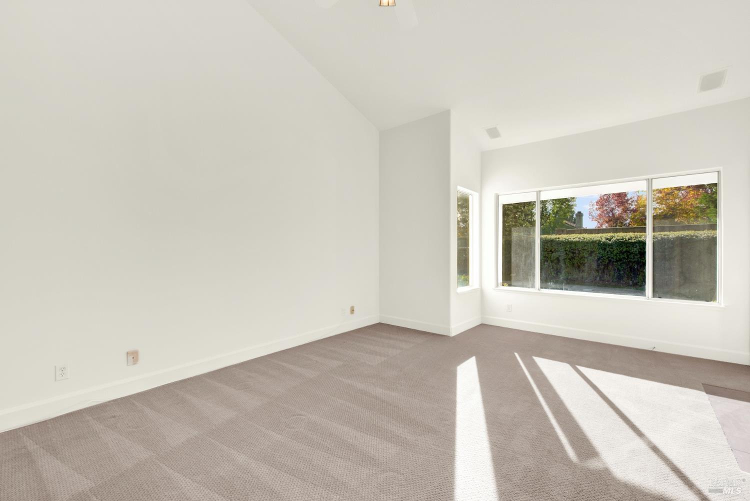 Detail Gallery Image 48 of 98 For 518 Canyon Oak Dr, Vacaville,  CA 95688 - 3 Beds | 2/1 Baths