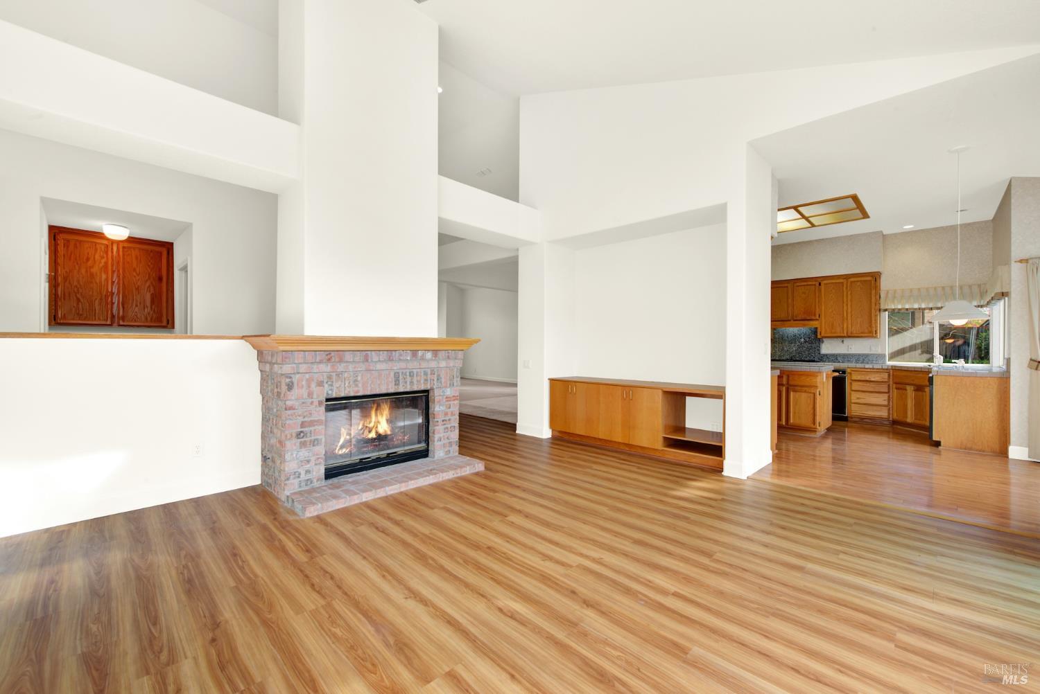 Detail Gallery Image 30 of 98 For 518 Canyon Oak Dr, Vacaville,  CA 95688 - 3 Beds | 2/1 Baths