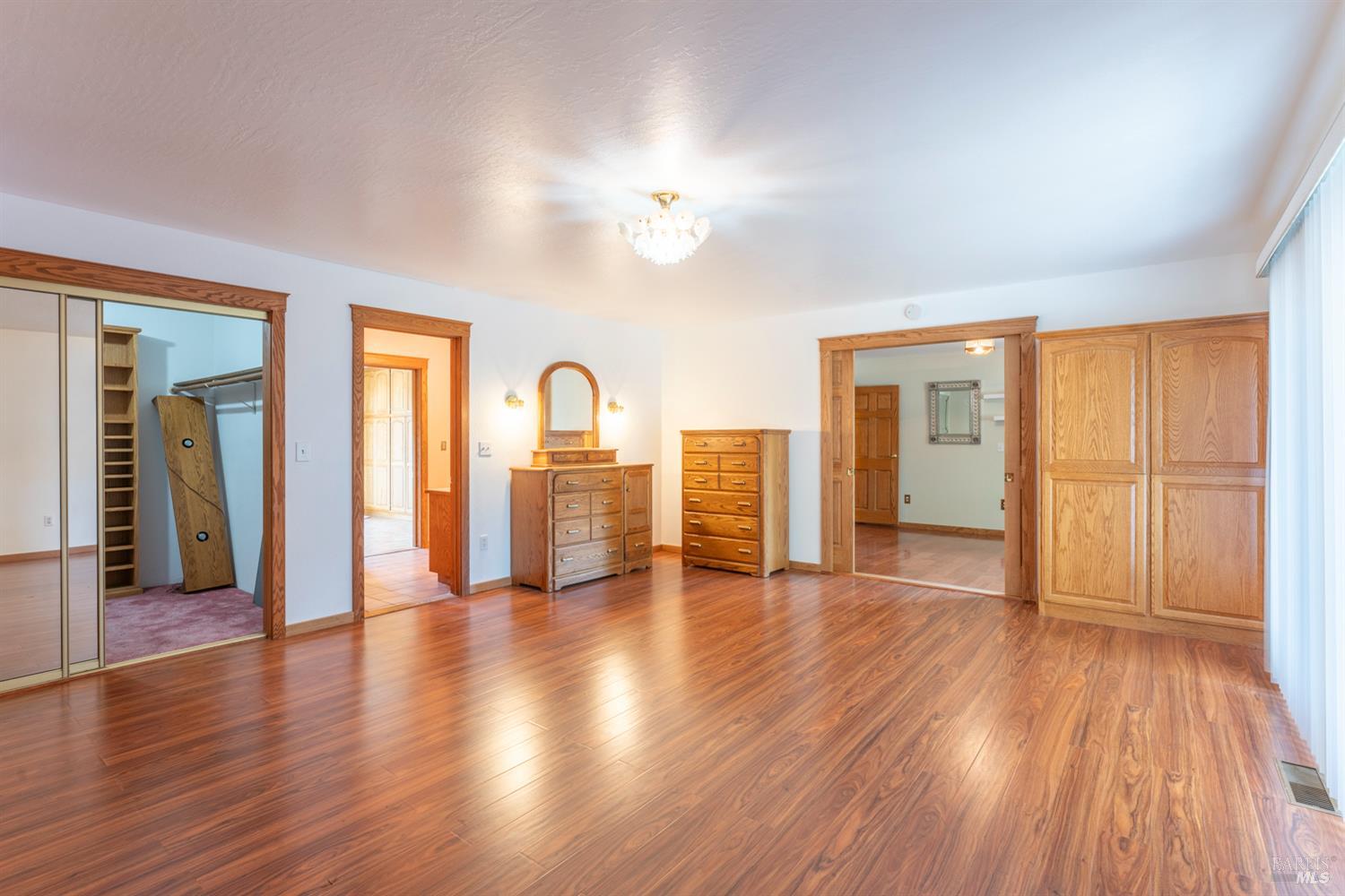 Detail Gallery Image 12 of 27 For 1840 Branscomb Rd, Laytonville,  CA 95454 - 3 Beds | 2 Baths