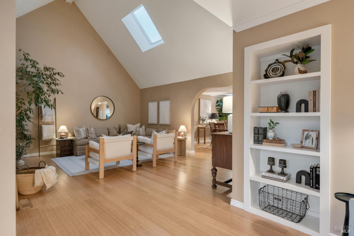 Detail Gallery Image 23 of 37 For 327 Buttercup Ct, Sonoma,  CA 95476 - 2 Beds | 2 Baths