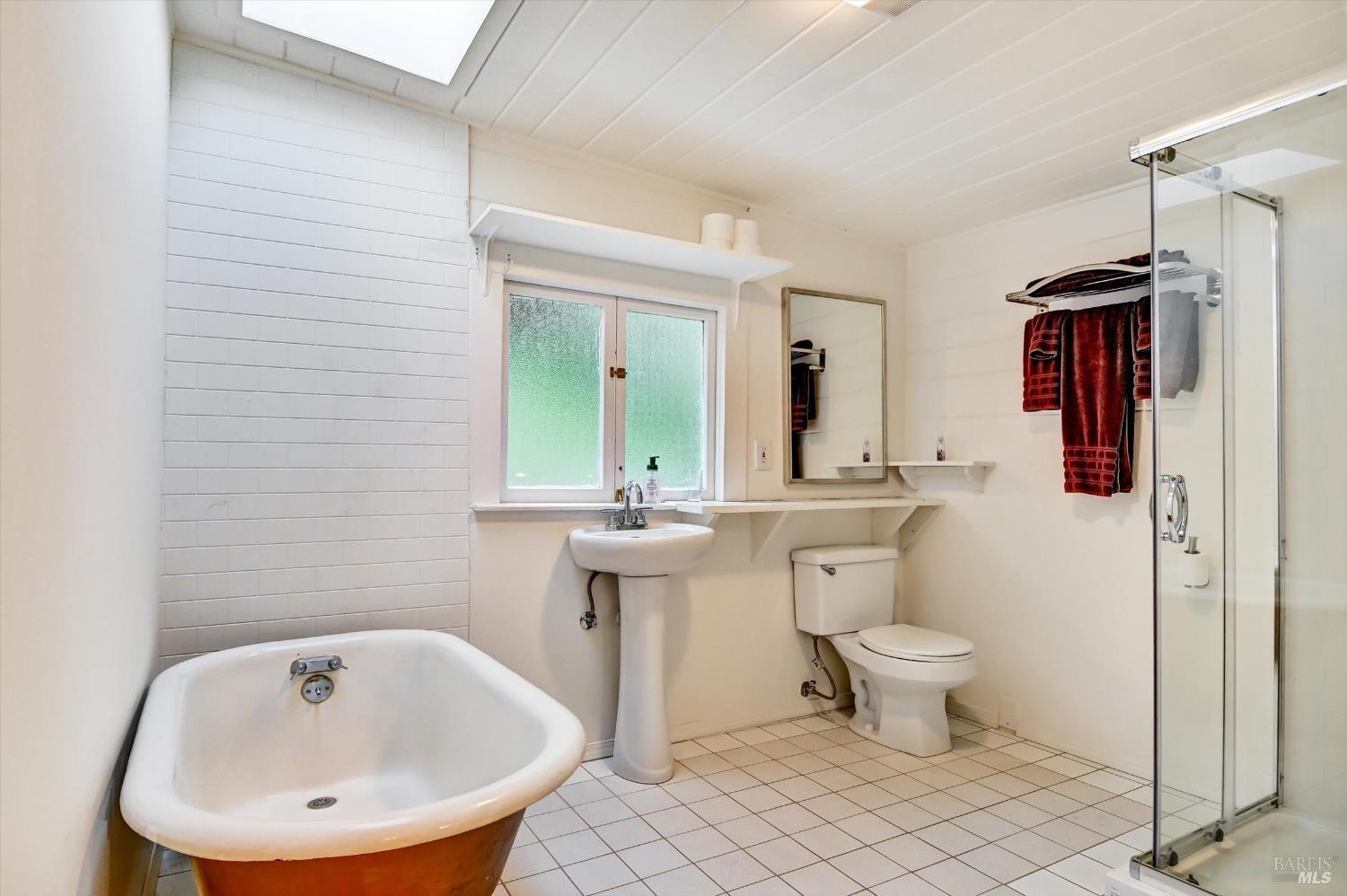 Detail Gallery Image 25 of 49 For 51 Berry Trl, Fairfax,  CA 94930 - 3 Beds | 2 Baths