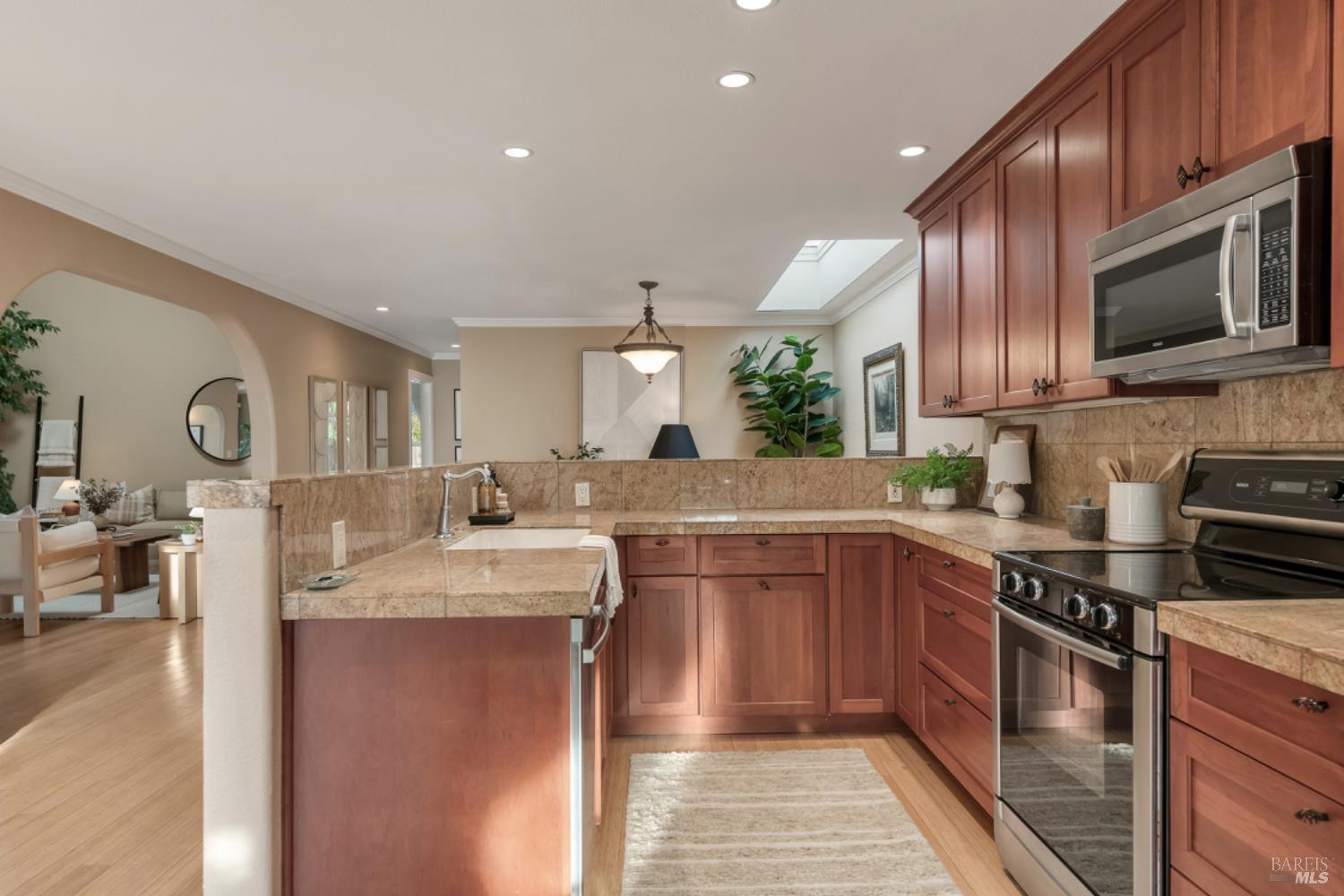 Detail Gallery Image 11 of 37 For 327 Buttercup Ct, Sonoma,  CA 95476 - 2 Beds | 2 Baths