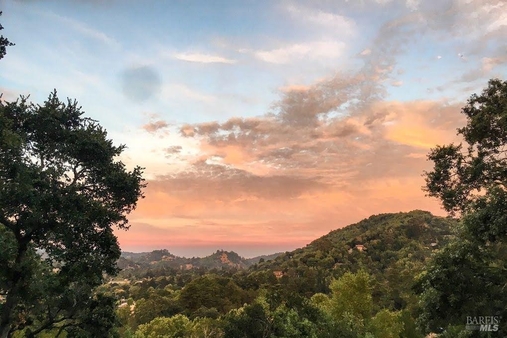 Detail Gallery Image 40 of 49 For 51 Berry Trl, Fairfax,  CA 94930 - 3 Beds | 2 Baths