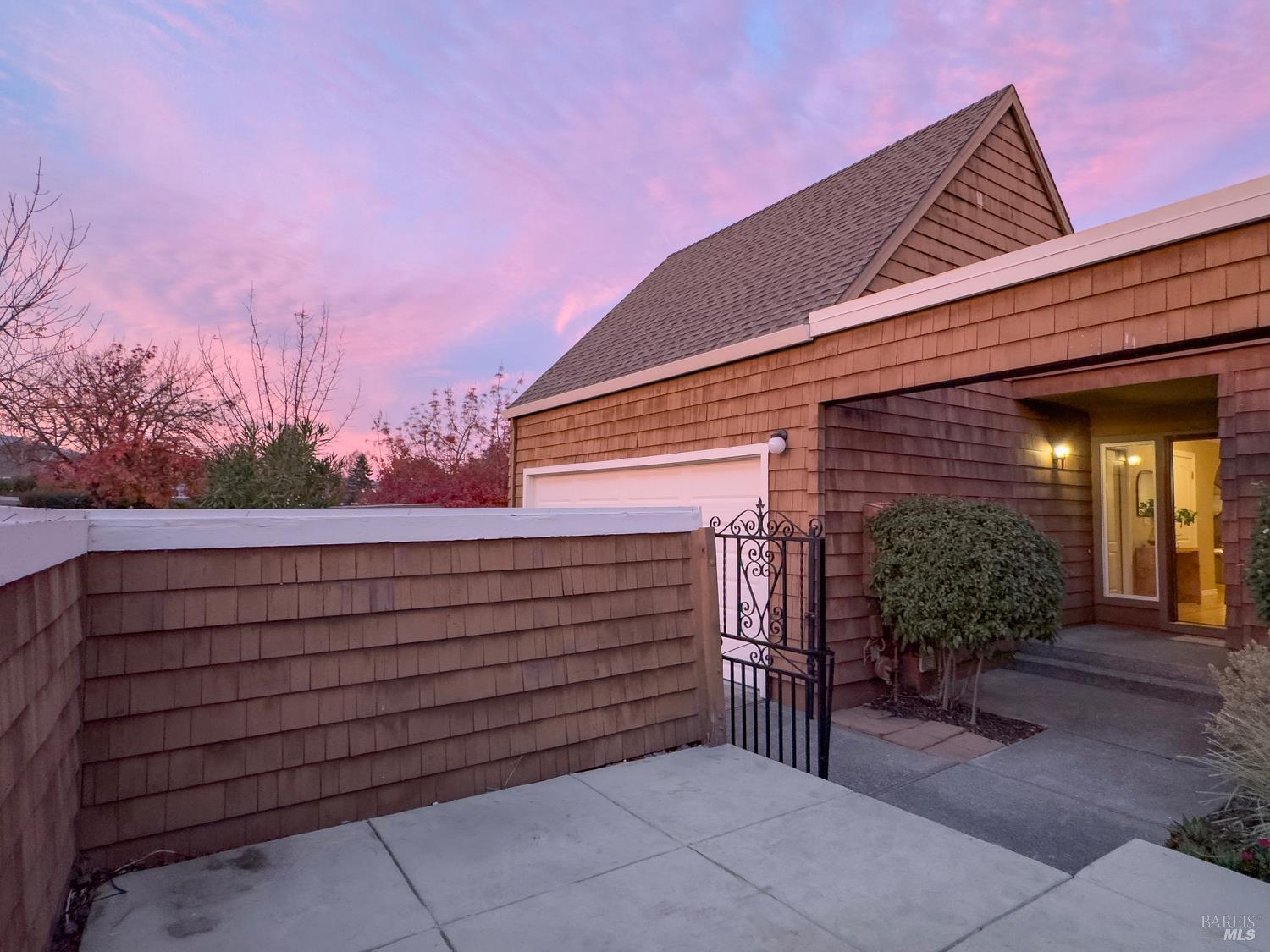 Detail Gallery Image 36 of 37 For 327 Buttercup Ct, Sonoma,  CA 95476 - 2 Beds | 2 Baths