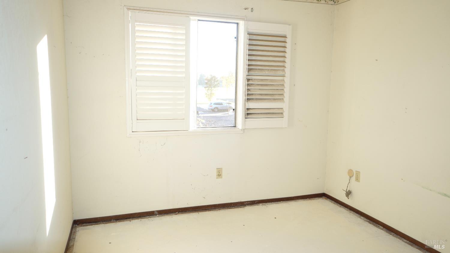 Detail Gallery Image 15 of 24 For 522 Santa Alicia Dr, Rohnert Park,  CA 94928 - 3 Beds | 1/1 Baths