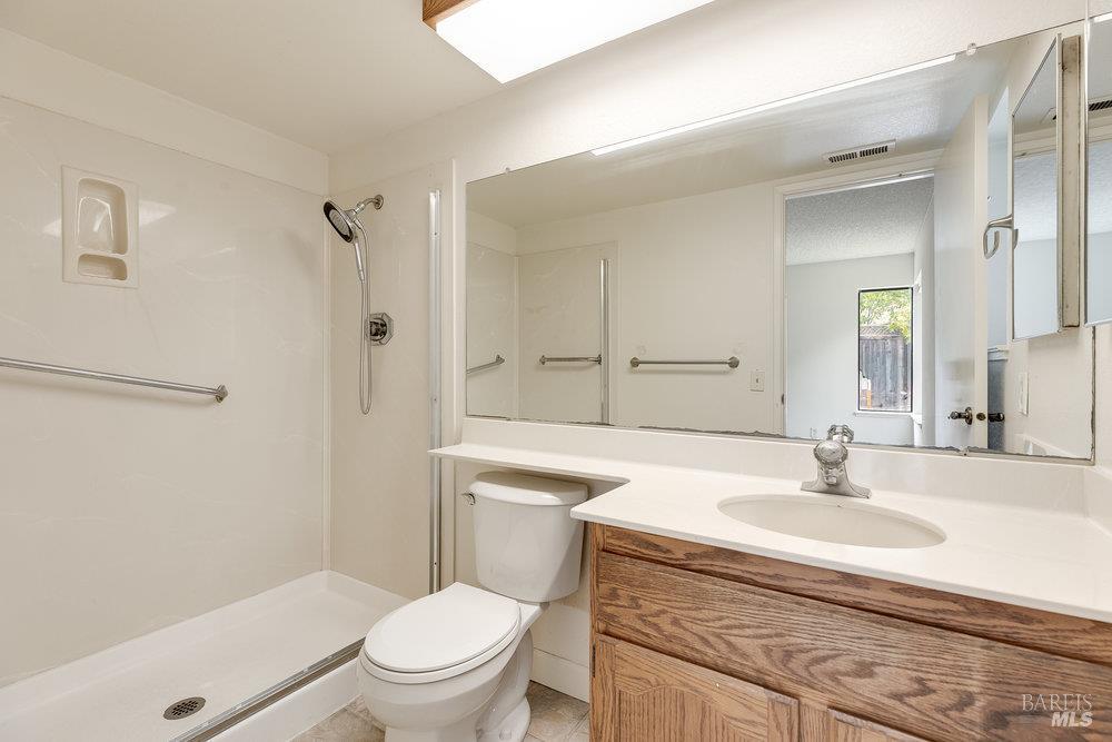 Detail Gallery Image 18 of 57 For 813 Campas Ct, Benicia,  CA 94510 - 4 Beds | 2/1 Baths