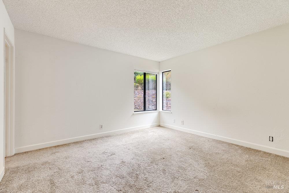 Detail Gallery Image 16 of 57 For 813 Campas Ct, Benicia,  CA 94510 - 4 Beds | 2/1 Baths