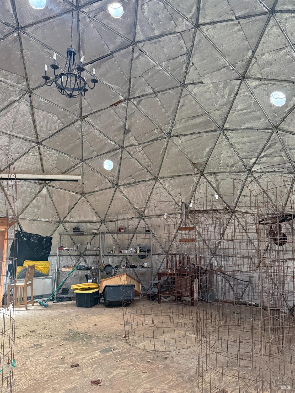 Detail Gallery Image 13 of 42 For 6565 Spyrock Rd, Laytonville,  CA 95454 - 2 Beds | 1 Baths