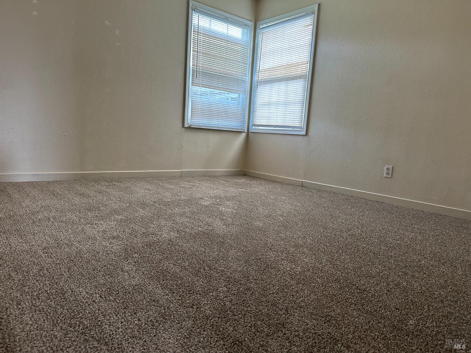 Detail Gallery Image 11 of 13 For 1012 Pine St, Vallejo,  CA 94590 - 2 Beds | 1 Baths