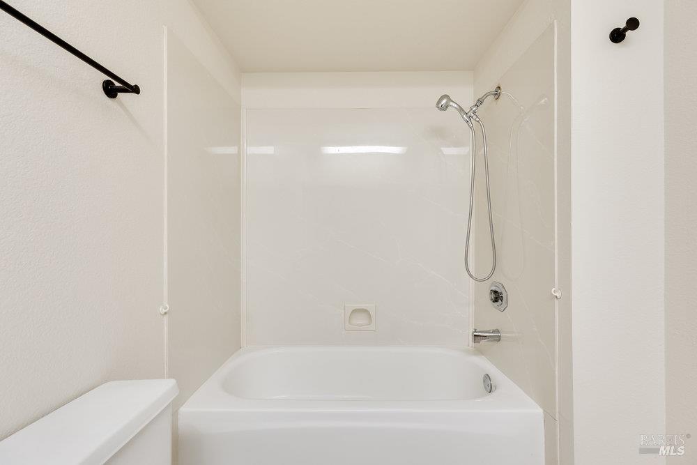 Detail Gallery Image 15 of 57 For 813 Campas Ct, Benicia,  CA 94510 - 4 Beds | 2/1 Baths