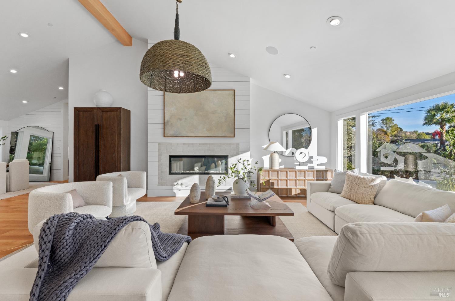 Detail Gallery Image 12 of 72 For 9 Fay Dr, Kentfield,  CA 94904 - 4 Beds | 3 Baths