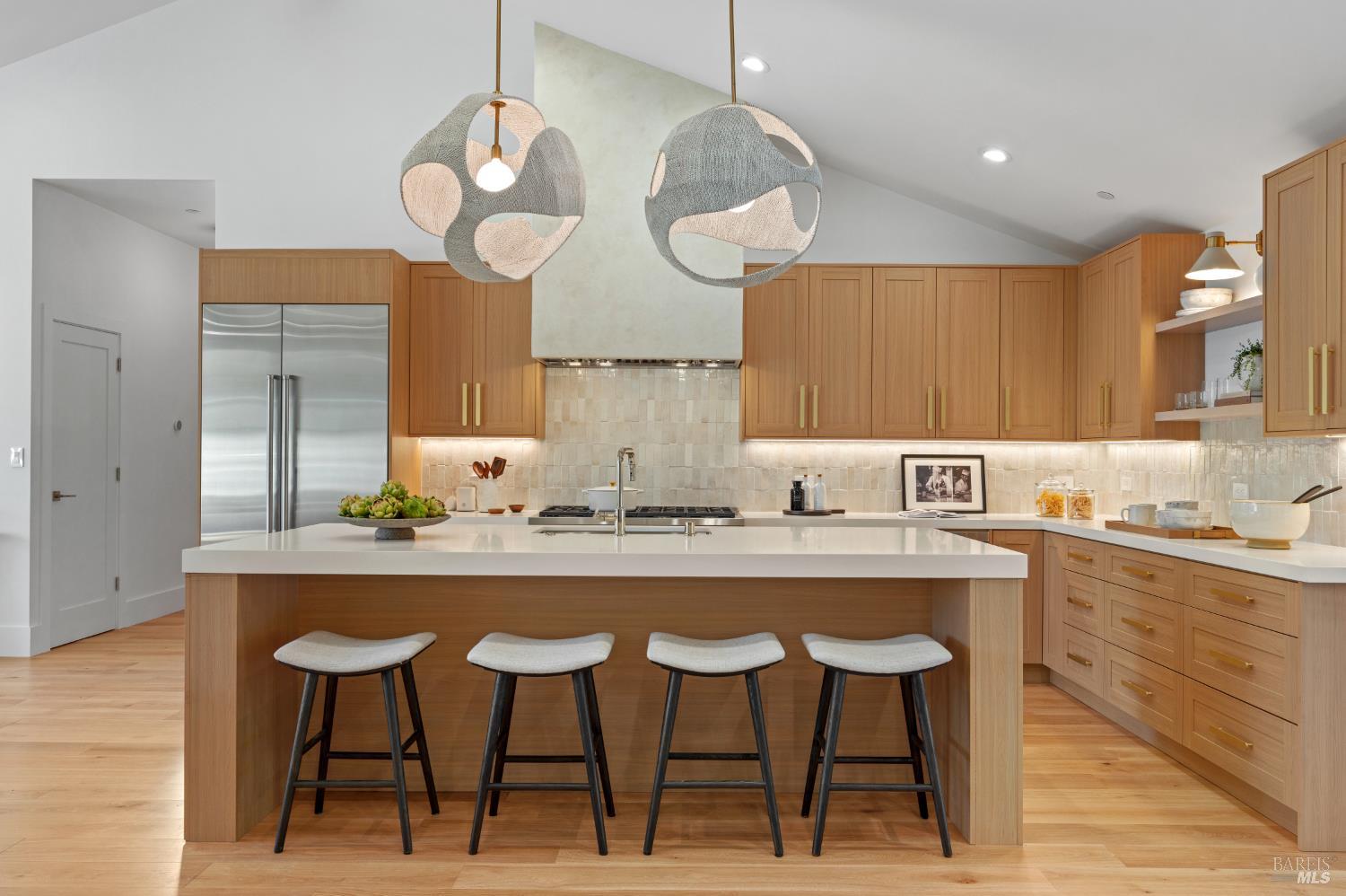 Detail Gallery Image 19 of 72 For 9 Fay Dr, Kentfield,  CA 94904 - 4 Beds | 3 Baths