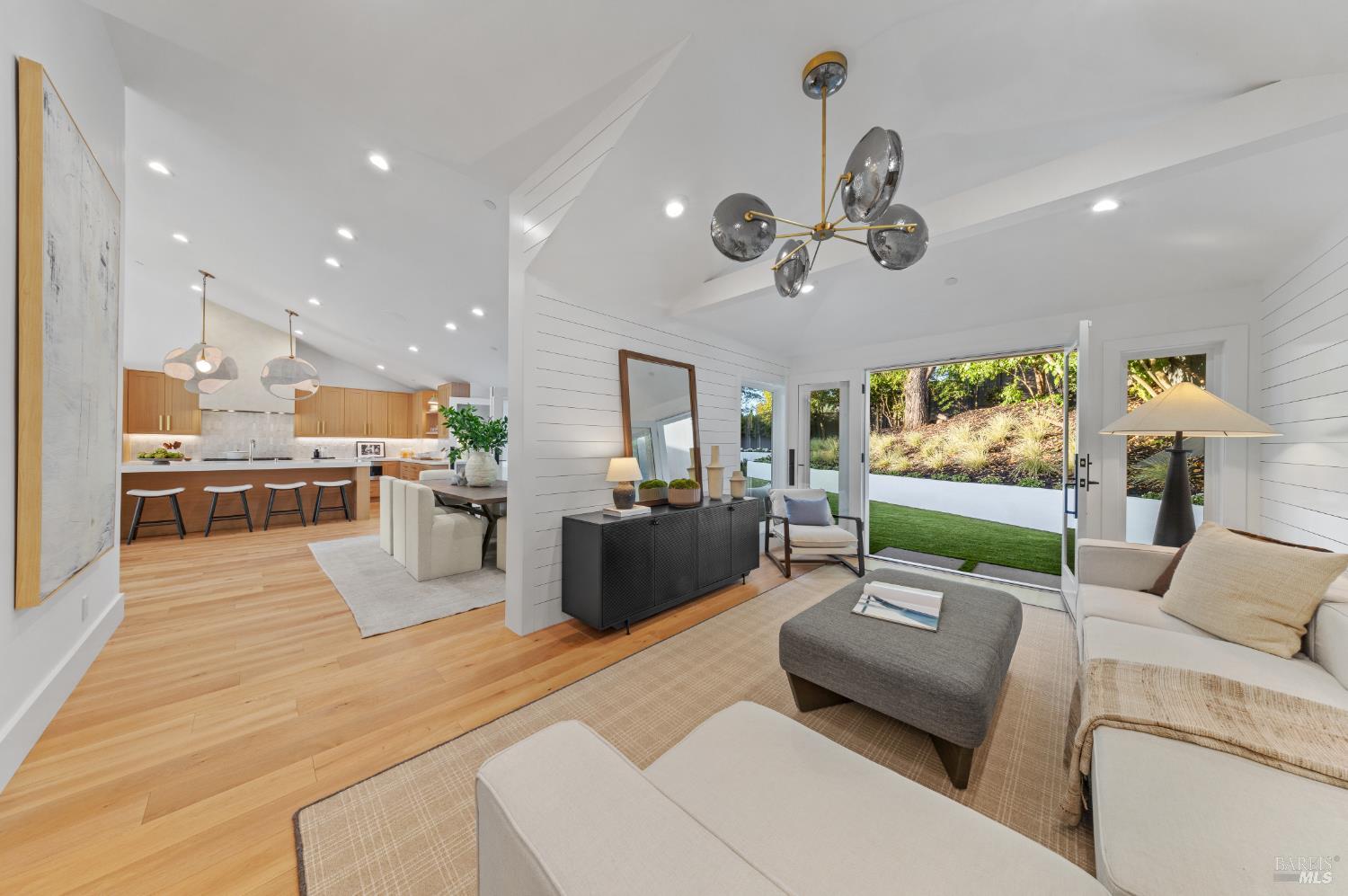 Detail Gallery Image 32 of 72 For 9 Fay Dr, Kentfield,  CA 94904 - 4 Beds | 3 Baths