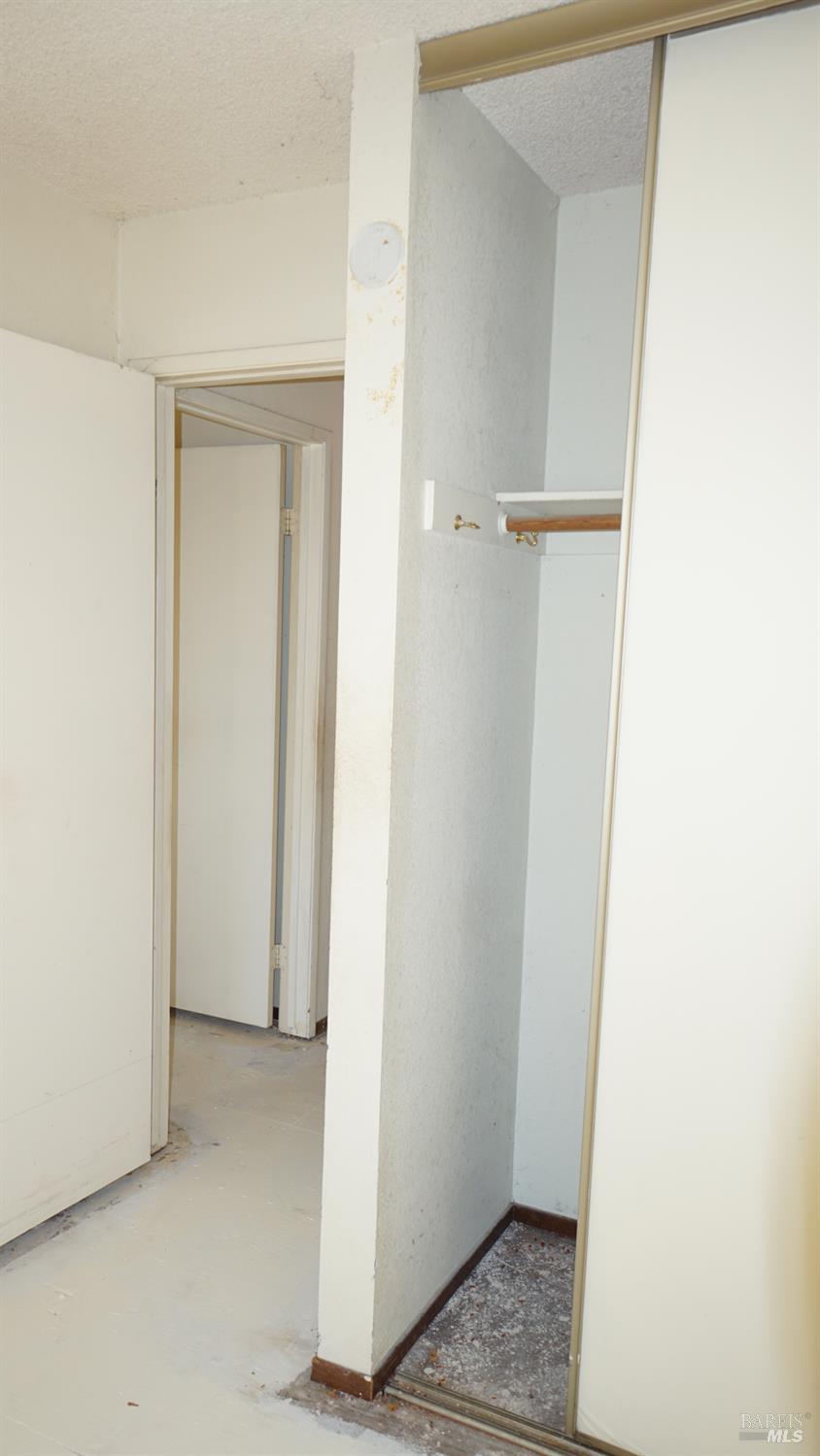 Detail Gallery Image 16 of 24 For 522 Santa Alicia Dr, Rohnert Park,  CA 94928 - 3 Beds | 1/1 Baths