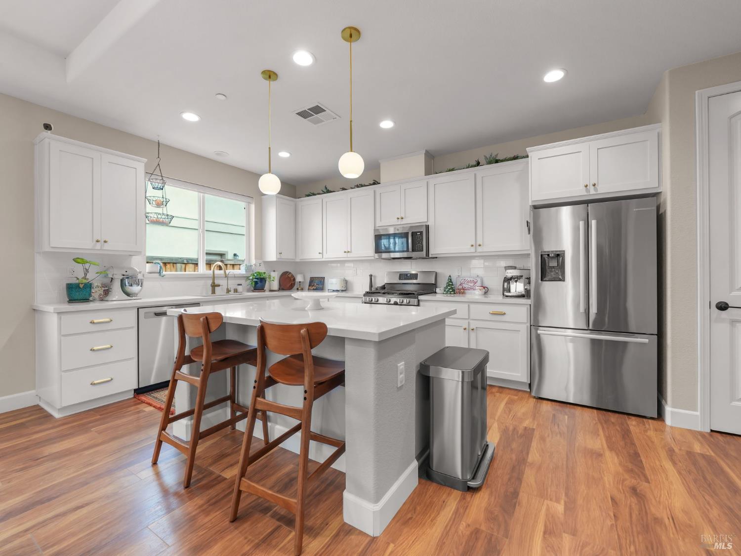 Detail Gallery Image 7 of 45 For 224 Gannet St, Vacaville,  CA 95688 - 4 Beds | 2 Baths