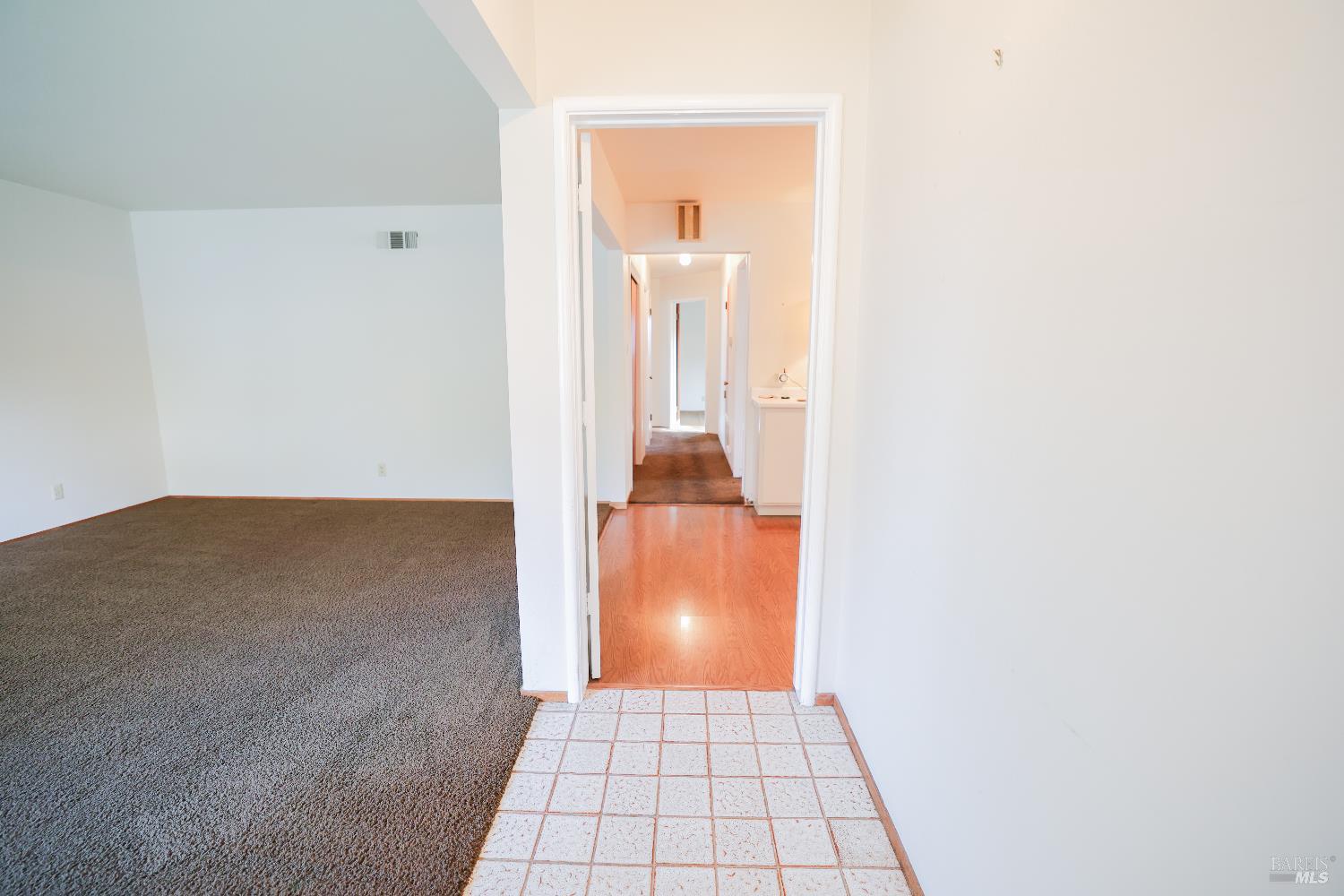 Detail Gallery Image 6 of 17 For 3816 Jefferson St, Napa,  CA 94558 - 3 Beds | 2 Baths