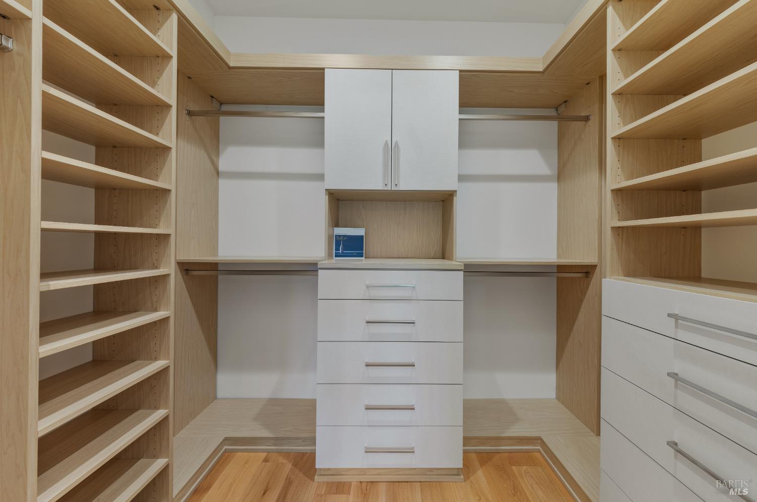 Detail Gallery Image 38 of 72 For 9 Fay Dr, Kentfield,  CA 94904 - 4 Beds | 3 Baths