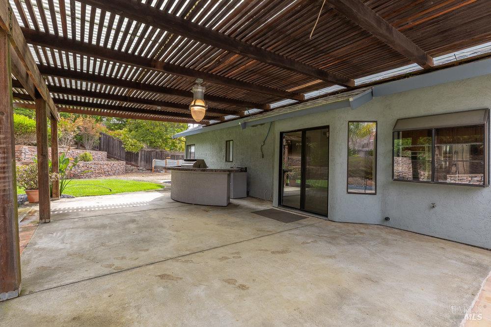 Detail Gallery Image 46 of 57 For 813 Campas Ct, Benicia,  CA 94510 - 4 Beds | 2/1 Baths