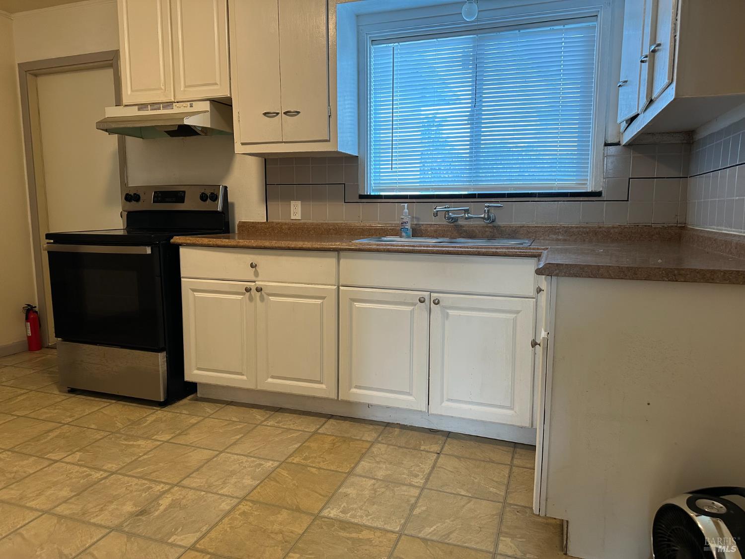 Detail Gallery Image 7 of 13 For 1012 Pine St, Vallejo,  CA 94590 - 2 Beds | 1 Baths