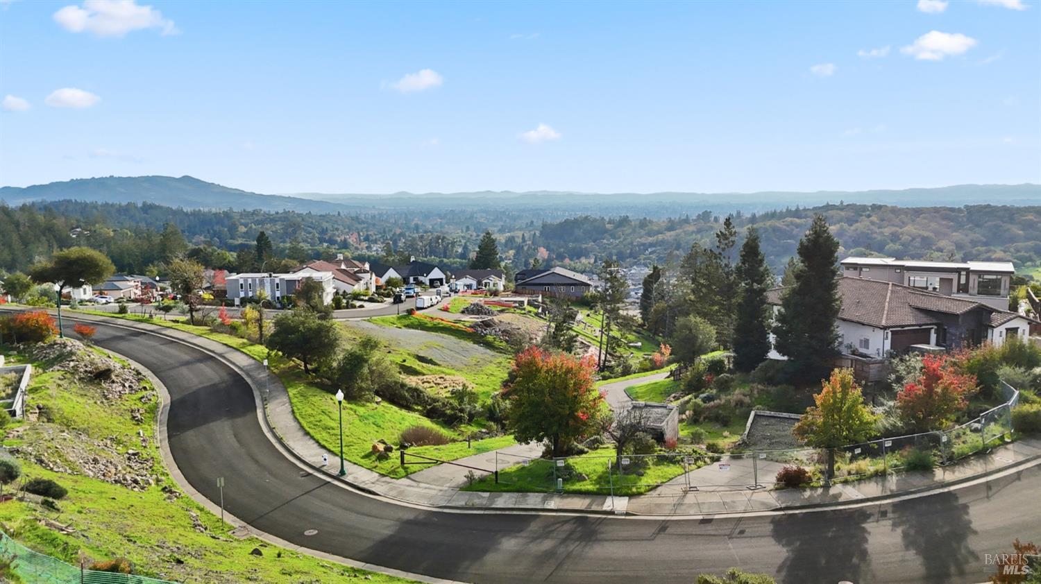 Detail Gallery Image 5 of 18 For 3658 Bellagio Ct, Santa Rosa,  CA 95404 - – Beds | – Baths