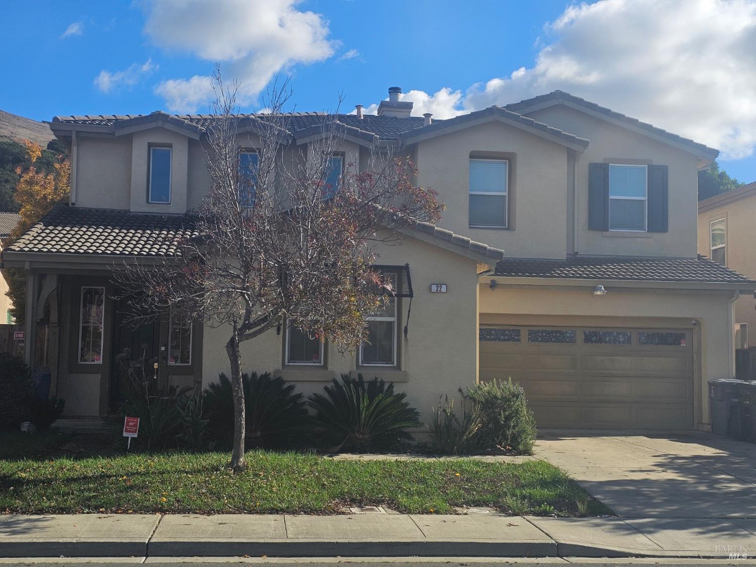 Detail Gallery Image 2 of 5 For 22 Pelleria Dr, American Canyon,  CA 94503 - 4 Beds | 2/1 Baths