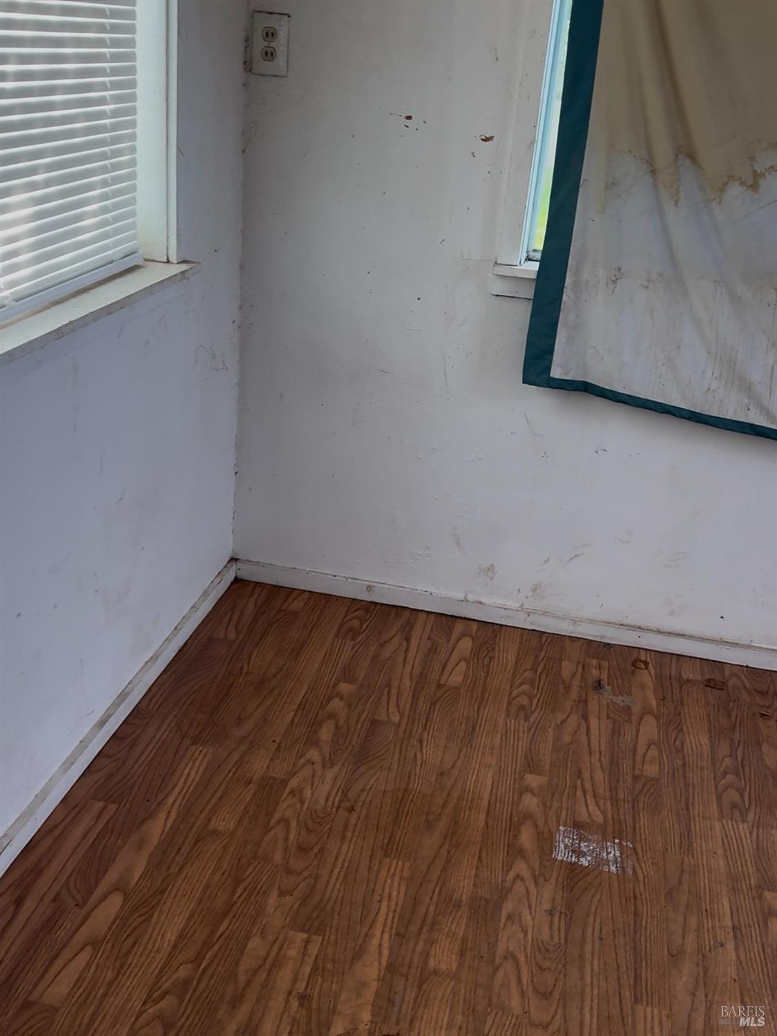 Detail Gallery Image 8 of 20 For 63 Poinsettia Ave, Bay Point,  CA 94565 - 2 Beds | 1 Baths