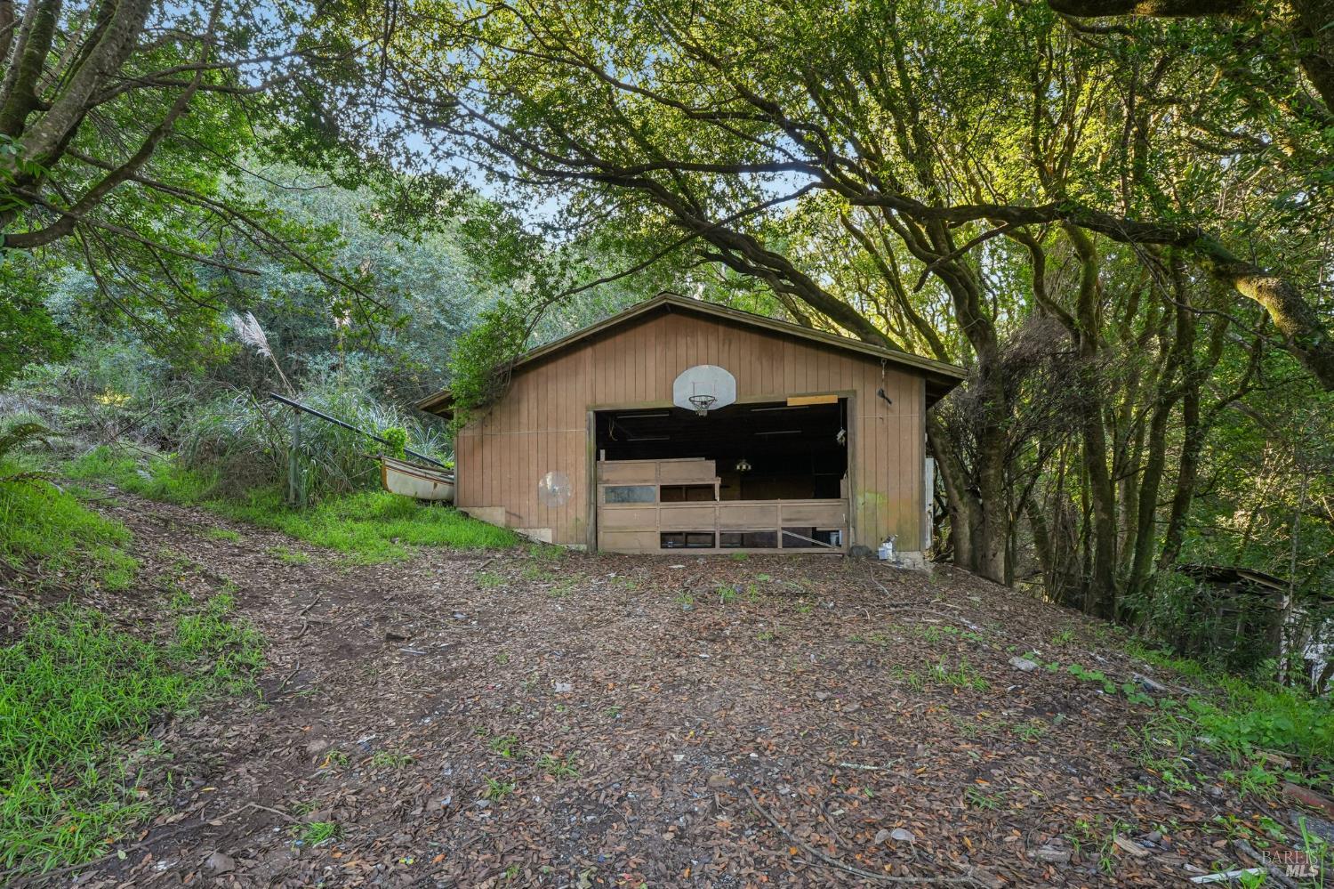 Detail Gallery Image 5 of 23 For 95 Highland Way, Inverness,  CA 94937 - – Beds | – Baths