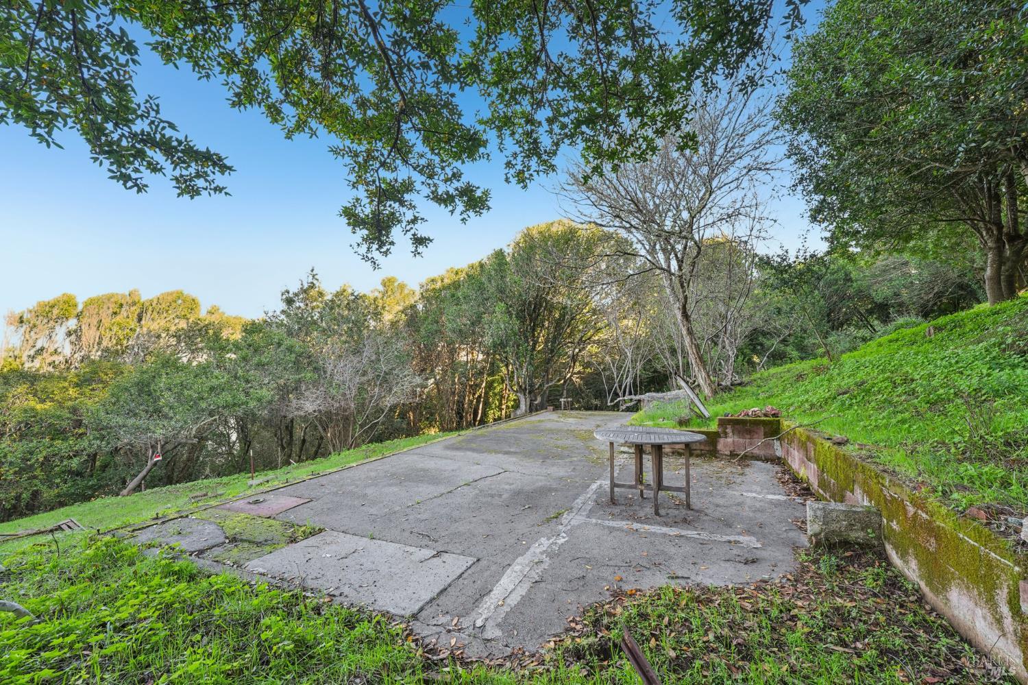 Detail Gallery Image 8 of 23 For 95 Highland Way, Inverness,  CA 94937 - – Beds | – Baths