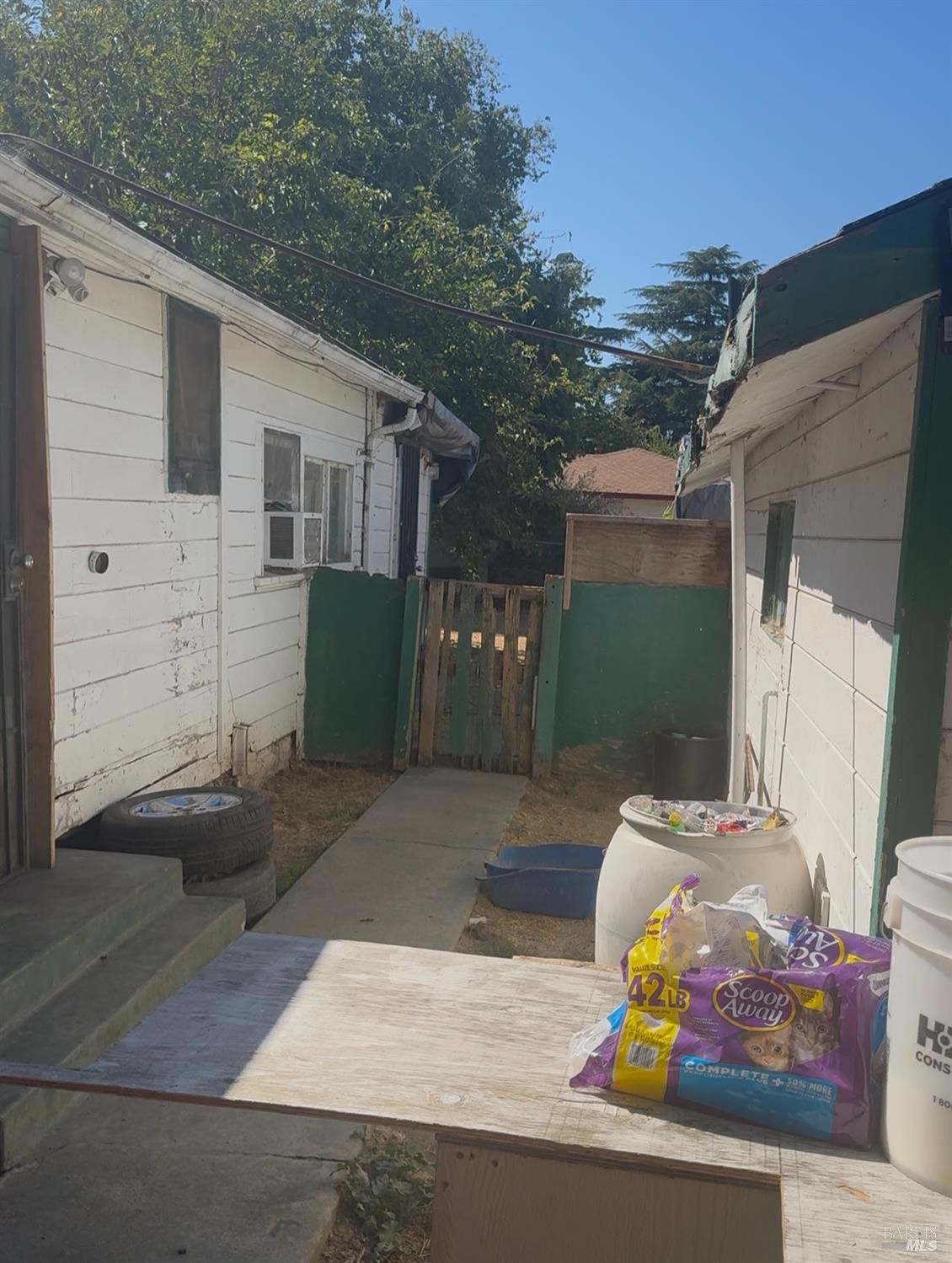 Detail Gallery Image 15 of 20 For 63 Poinsettia Ave, Bay Point,  CA 94565 - 2 Beds | 1 Baths