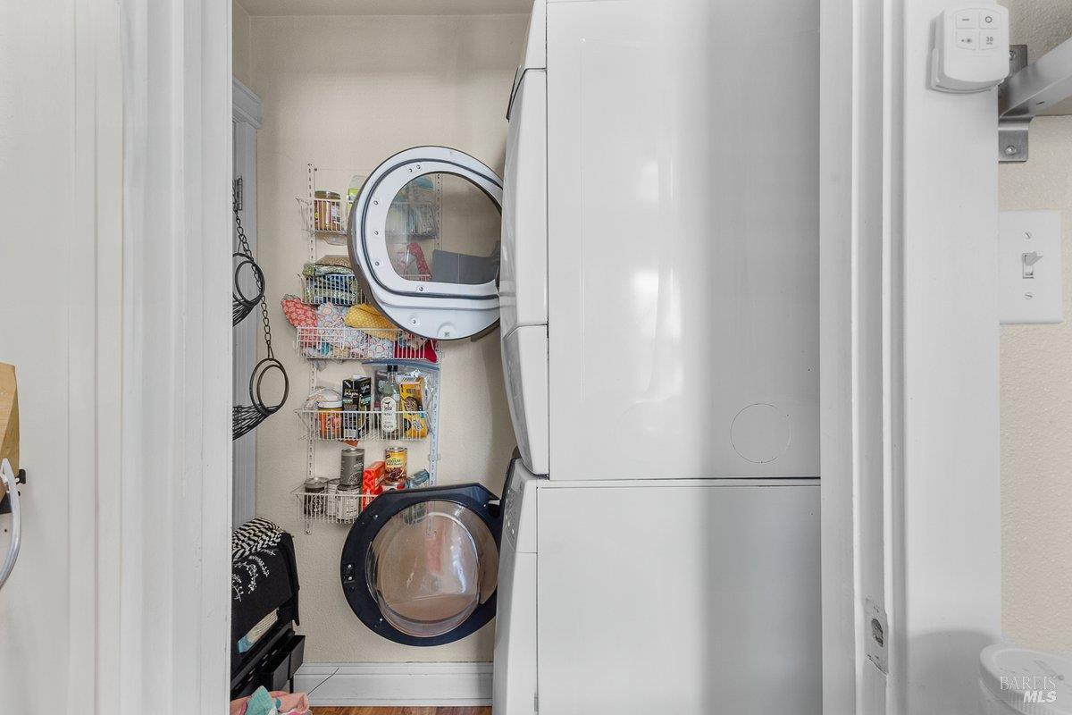 Detail Gallery Image 33 of 46 For 130 11th St, Santa Rosa,  CA 95401 - 4 Beds | 2 Baths