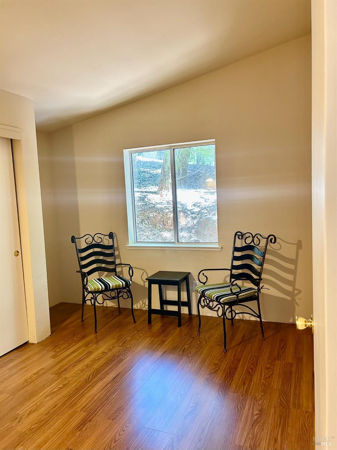 Detail Gallery Image 7 of 23 For 27122 Bear Dr, Willits,  CA 95490 - 3 Beds | 2 Baths