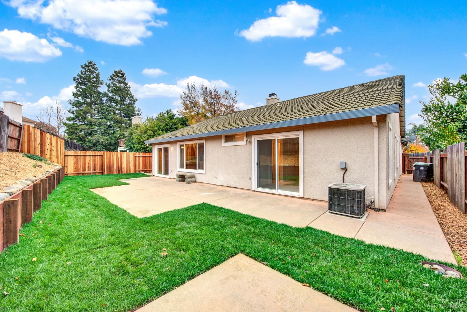 Detail Gallery Image 29 of 31 For 3216 Lagunita Cir, Fairfield,  CA 94533 - 4 Beds | 2 Baths