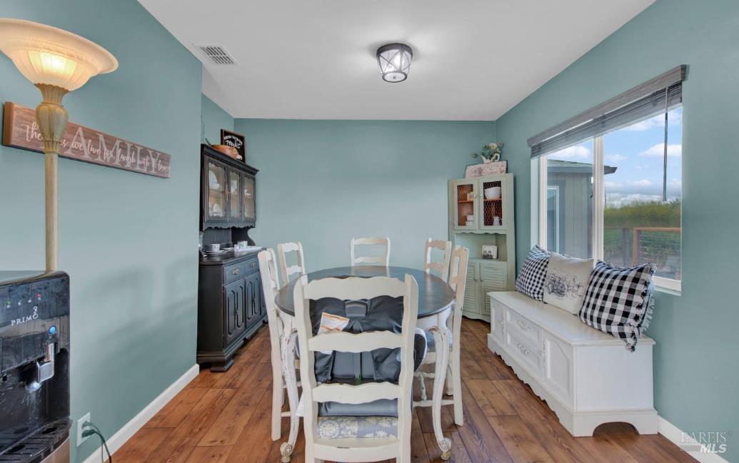 Detail Gallery Image 5 of 8 For Address Is Not Disclosed, Dixon,  CA 95620 - 4 Beds | 3 Baths