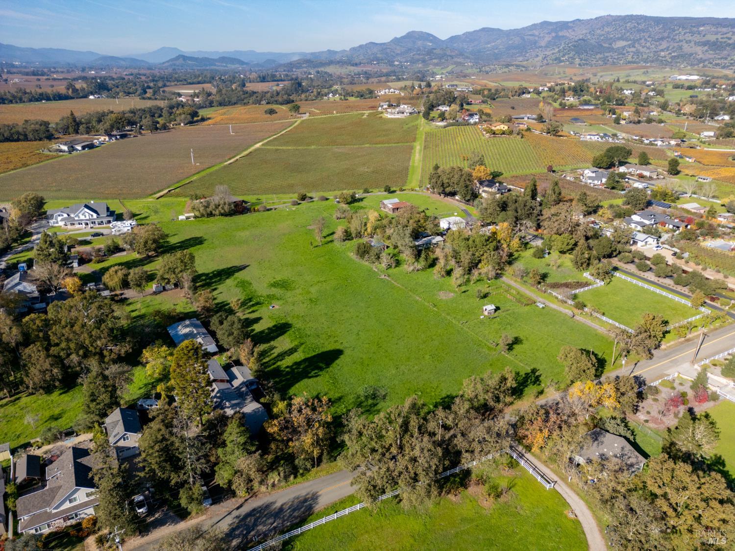 Detail Gallery Image 4 of 15 For 1612 Mckinley Rd, Napa,  CA 94558 - 2 Beds | 1 Baths