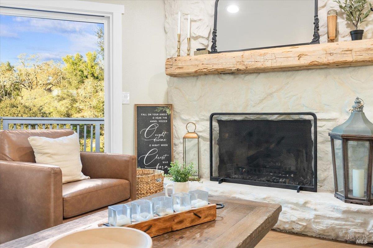 Detail Gallery Image 9 of 48 For 10465 Pelham Dr, Windsor,  CA 95492 - 3 Beds | 2 Baths