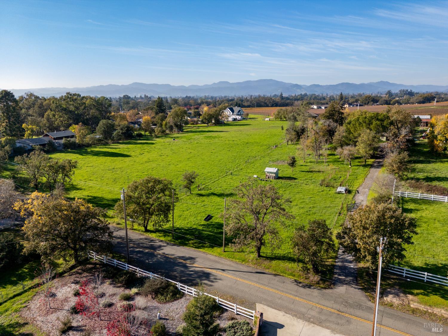 Detail Gallery Image 12 of 15 For 1612 Mckinley Rd, Napa,  CA 94558 - 2 Beds | 1 Baths
