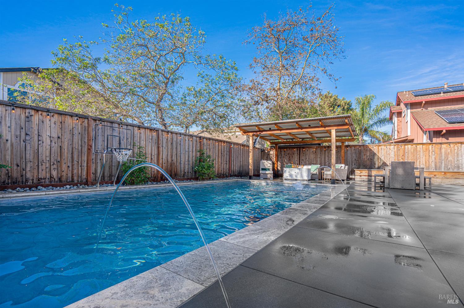 Detail Gallery Image 35 of 47 For 6417 Yale St, Windsor,  CA 95492 - 3 Beds | 2/1 Baths