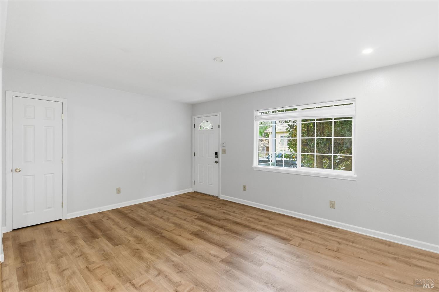 Detail Gallery Image 16 of 41 For 567 San Geronimo Valley Dr, San Geronimo,  CA 94963 - – Beds | – Baths