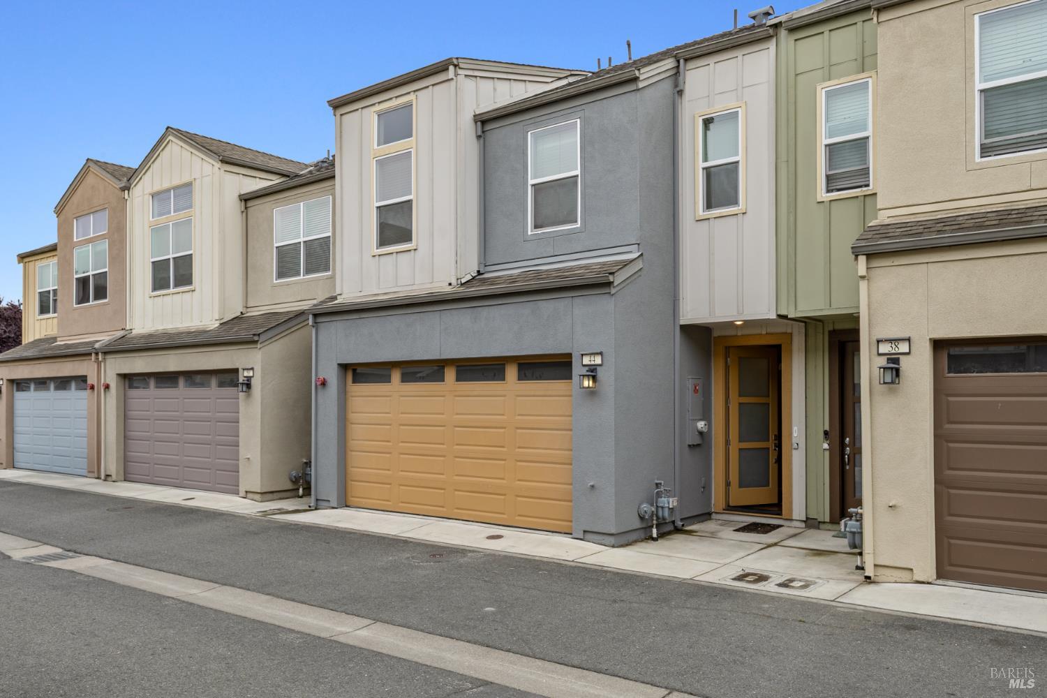 Detail Gallery Image 2 of 21 For 524 Blythewood Pl, Santa Rosa,  CA 95407 - 4 Beds | 2/1 Baths