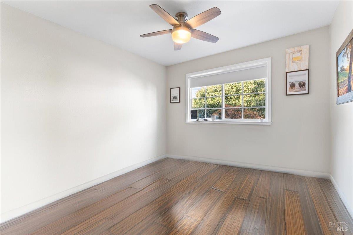 Detail Gallery Image 33 of 48 For 10465 Pelham Dr, Windsor,  CA 95492 - 3 Beds | 2 Baths