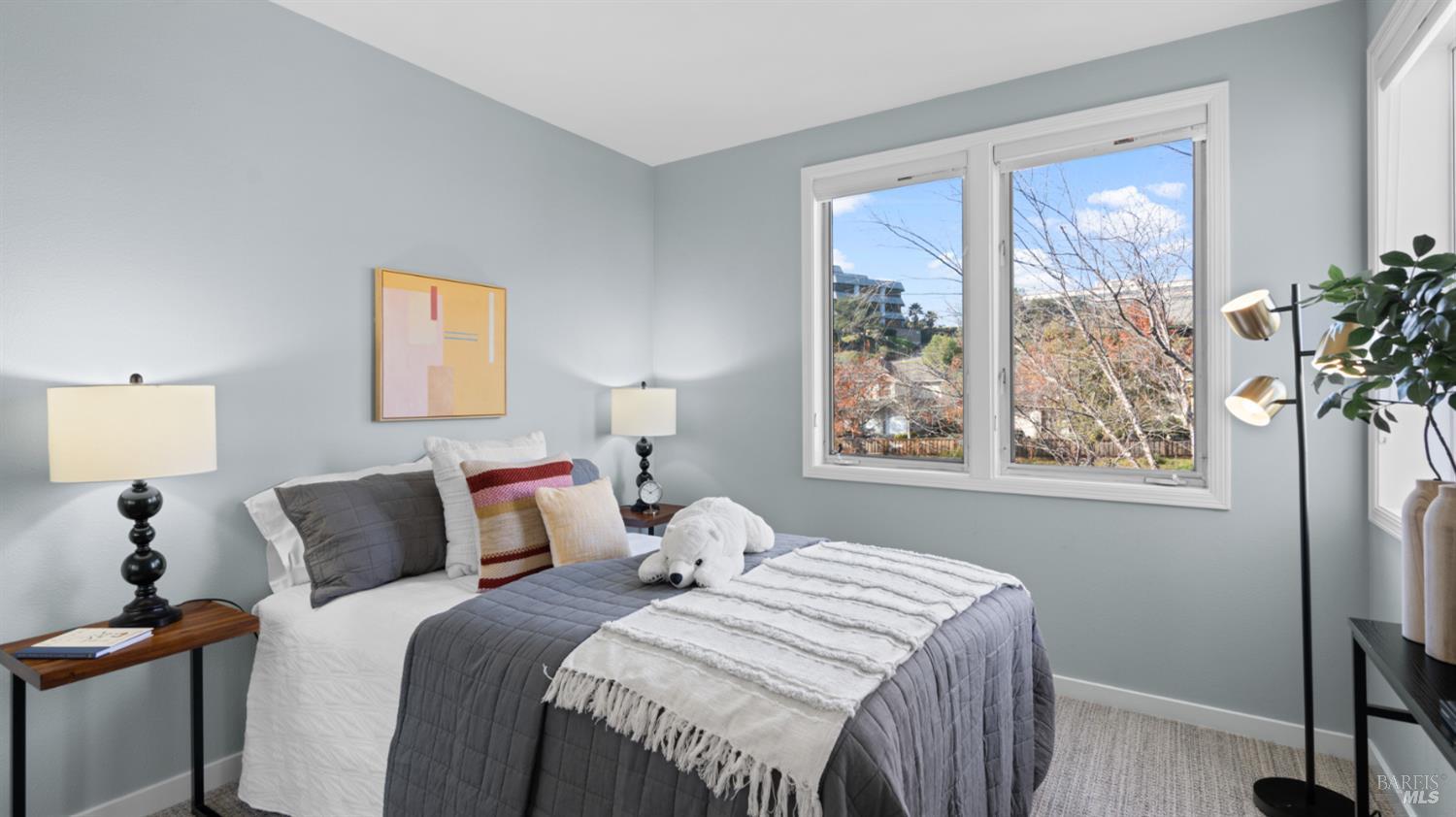 Detail Gallery Image 23 of 30 For 69 Gable Ct, San Rafael,  CA 94903 - 3 Beds | 2 Baths