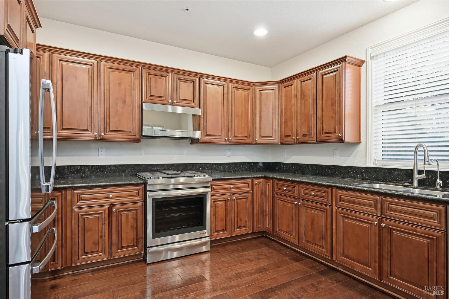 Detail Gallery Image 9 of 24 For 155 Rosebud Ln, Saint Helena,  CA 94574 - 3 Beds | 2/1 Baths