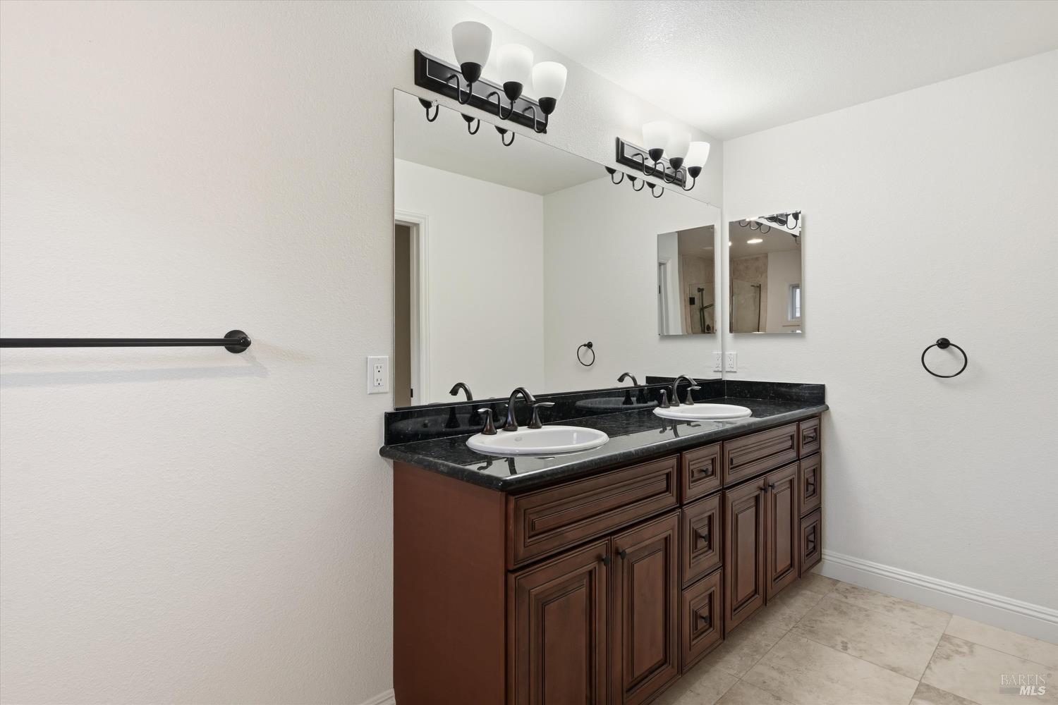 Detail Gallery Image 15 of 24 For 155 Rosebud Ln, Saint Helena,  CA 94574 - 3 Beds | 2/1 Baths